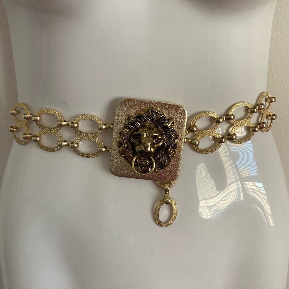 Gold Lion Head Chain Link Belt Vintage